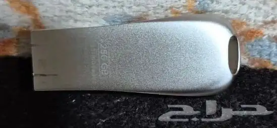 فلاش يوس بي جيجا 256 اللون فضي 1