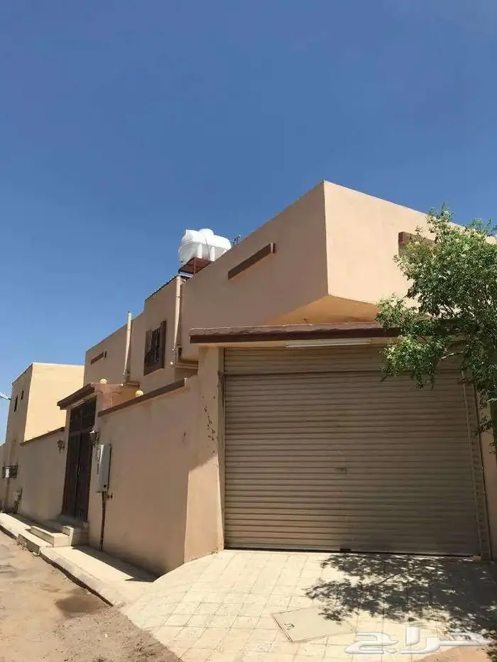 عمارة دور للبيع حي المجاهدين موقع مميز 3