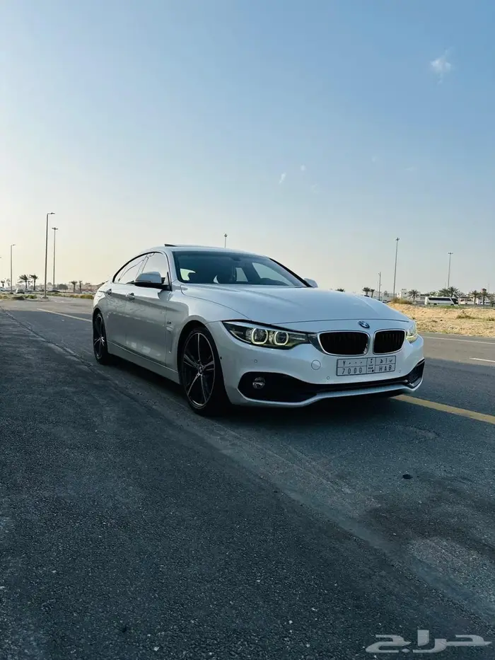 للبيع بي ام دبليو الفئة الرابعه 430i الموديل 2018 6