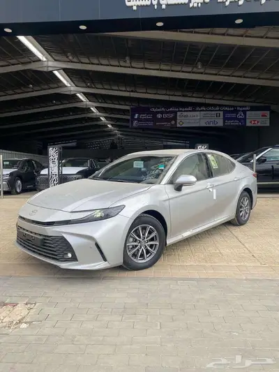 تويوتا كامري E 2025 كاش قسط ايجار منتهي بالتمليك 0
