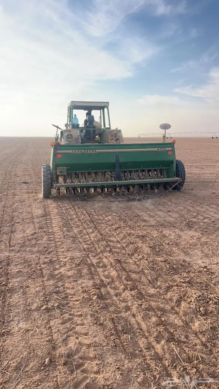 حراثه فنت 611 وبذارة جوندير للبيع 1