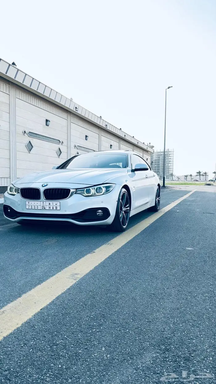 للبيع بي ام دبليو الفئة الرابعه 430i الموديل 2018 7