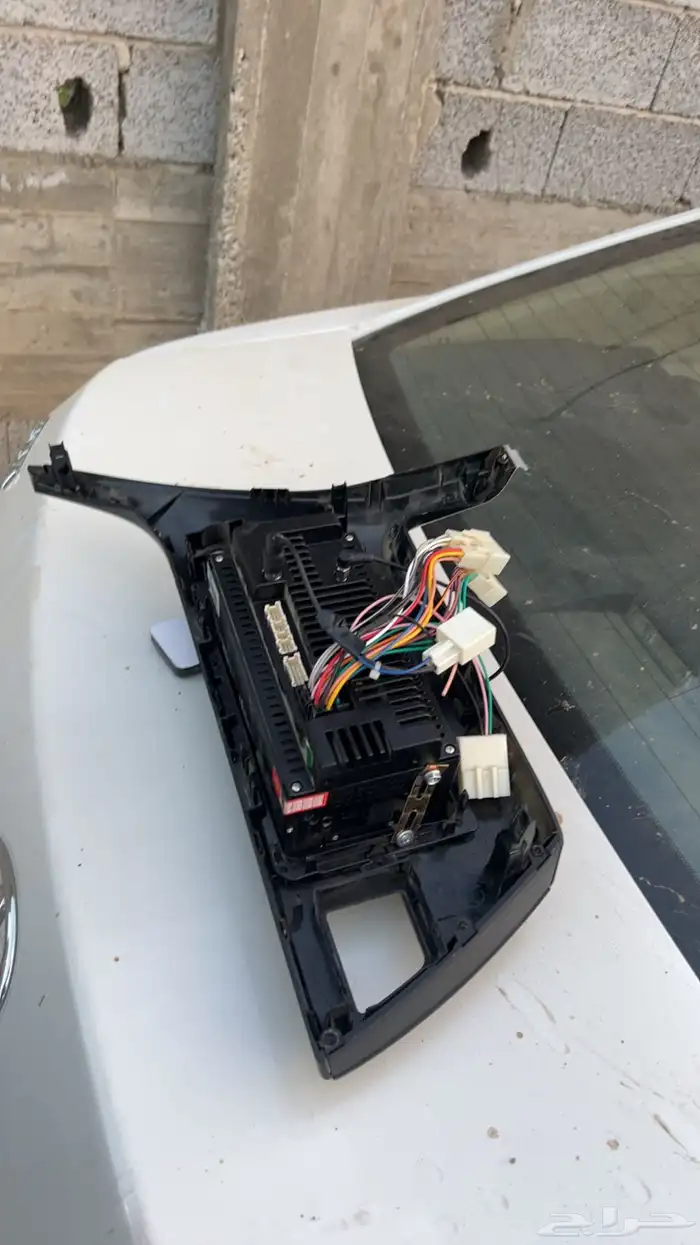 شاشة مع ديكور   تركب على الكورلا من موديل   2014 - 2019 0