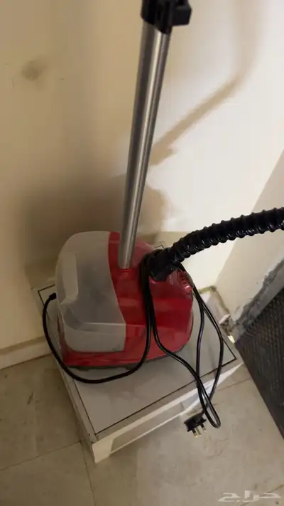 كواية ملابس نظيفه و مقعد أطفال كلها للبيع 1