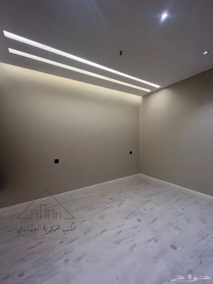 للبيع شقه دور ثاني 6 غرف وصاله حي العليا 2 تبوك 620 الف 6