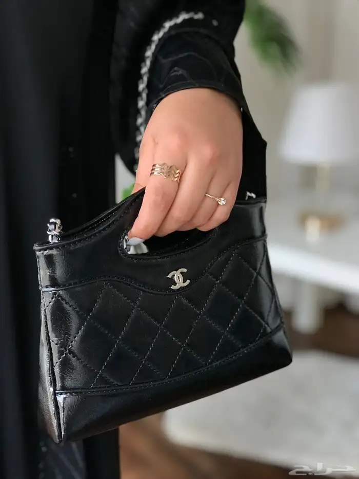 اكسسورات ماركات عالمية وبجودة عالية درجة اولى 98