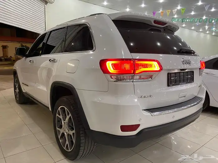 جيب شروكي موديل 2019 فل كامل 5