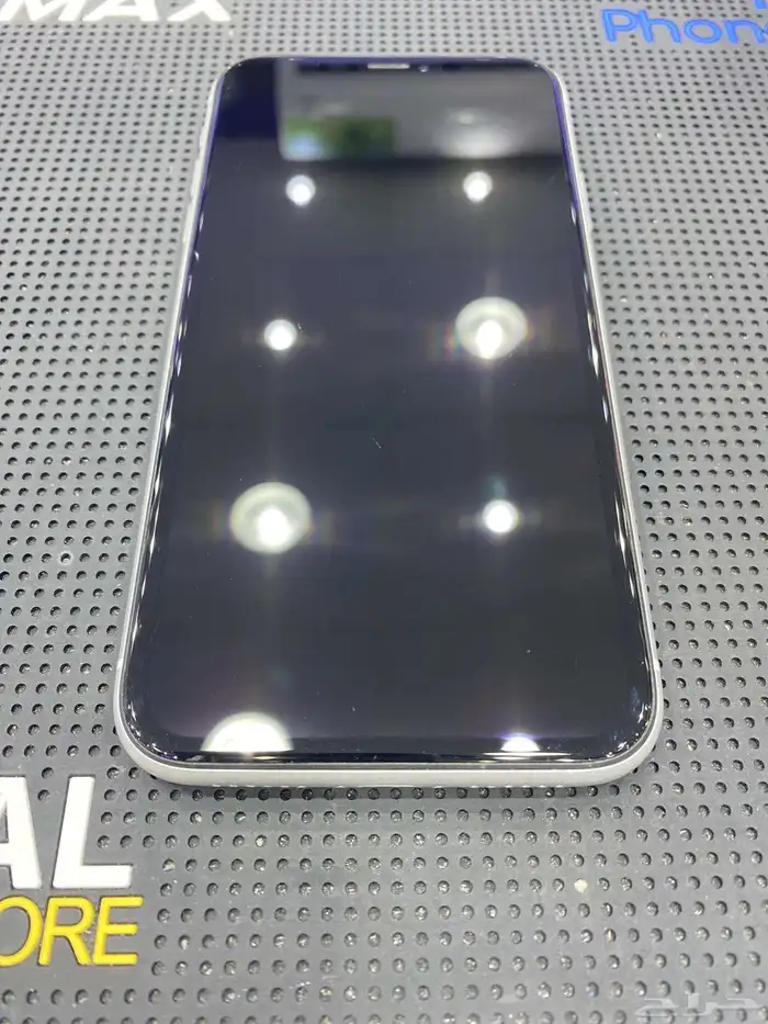 ايفون xr 1