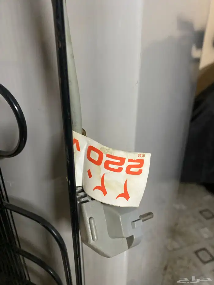 ثلاجة كلفنيتر باب واحد أستيل 10