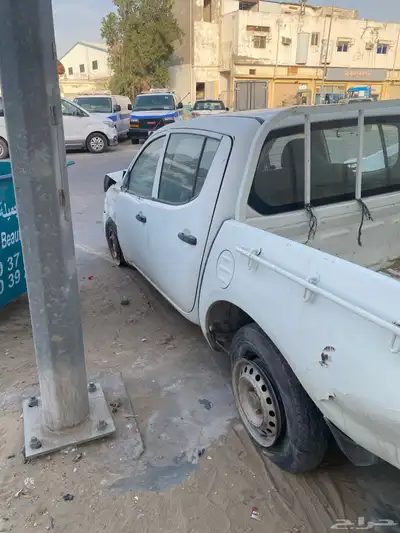 متسوبيشي ونيت 2011 ديزل 4