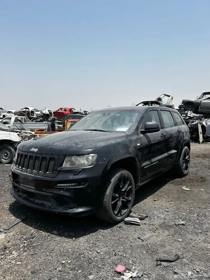 جراند شيروكي 2013 srt تشليح قطع فقط 0