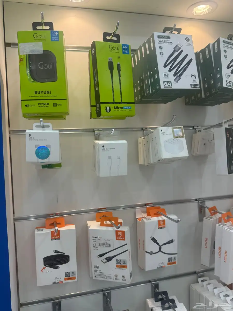 اتصالات برق ابل محل جوالات وجميع مستلزمات الجوال والكمبيوتر 38