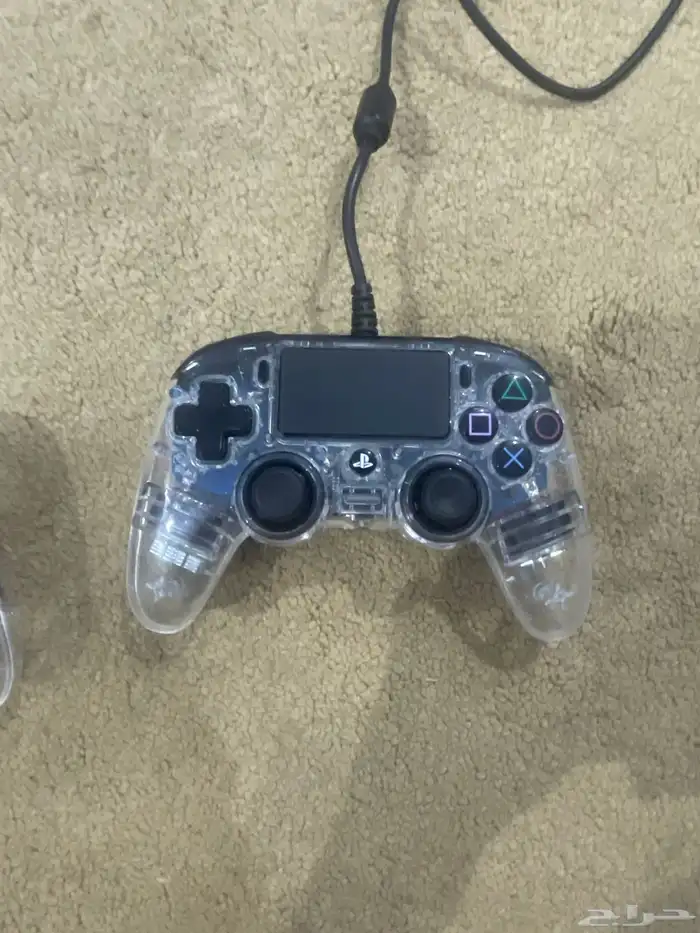 يدين سوني 4 سلكيه من شركه nacon والبيع سمح 3