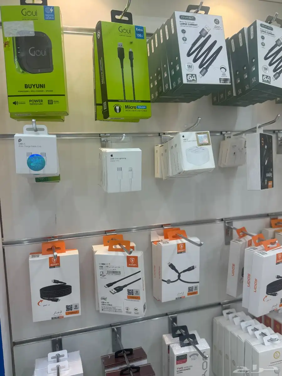 اتصالات برق ابل محل جوالات وجميع مستلزمات الجوال والكمبيوتر 37