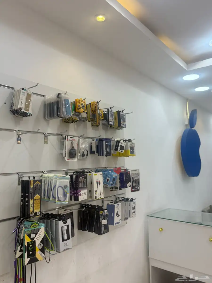 اتصالات برق ابل محل جوالات وجميع مستلزمات الجوال والكمبيوتر 64