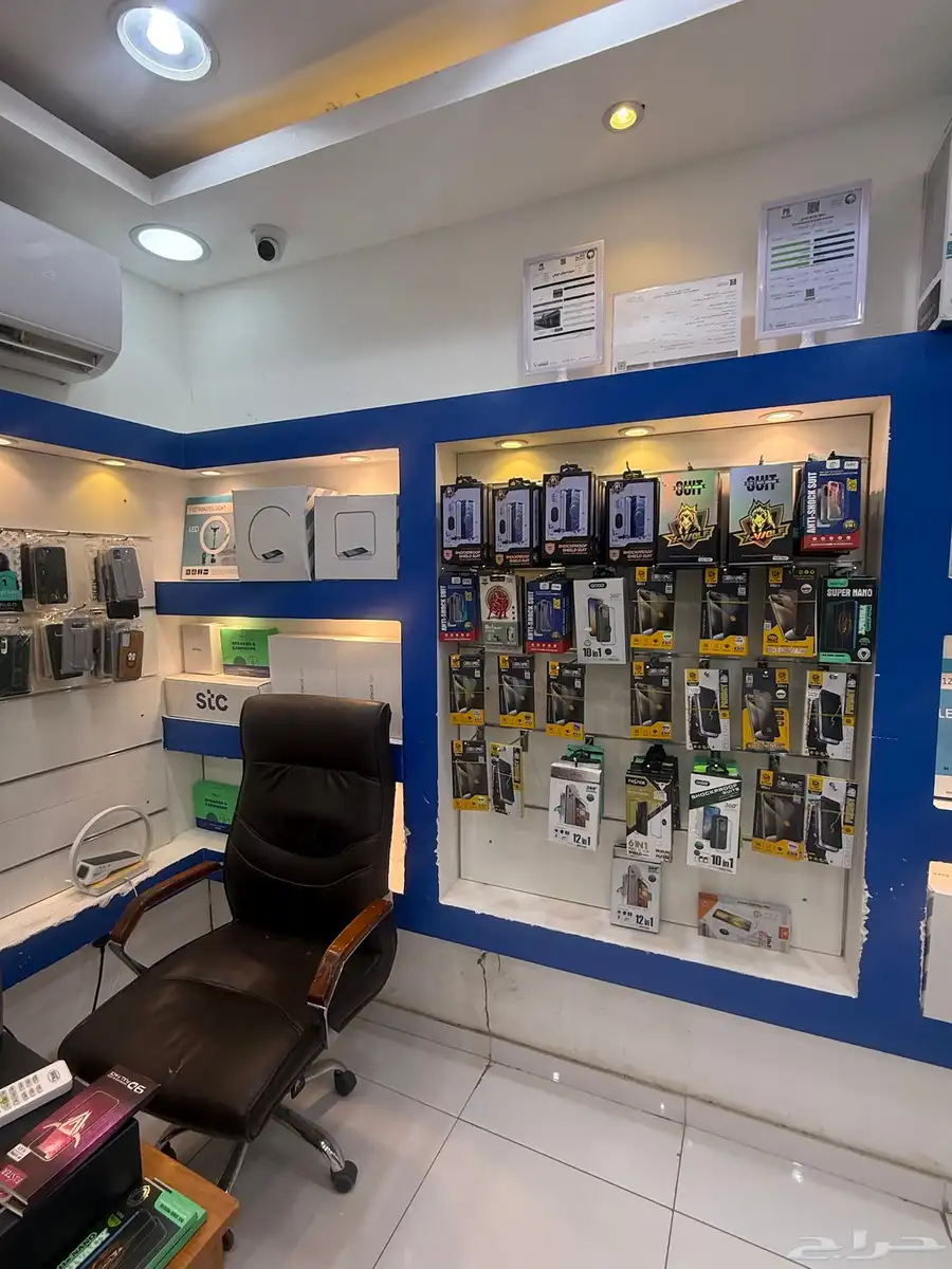 اتصالات برق ابل محل جوالات وجميع مستلزمات الجوال والكمبيوتر 47