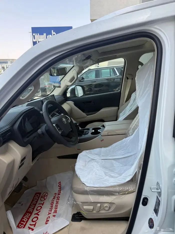 الاندكروزر للايجار مكتب تأجير سيارات 4