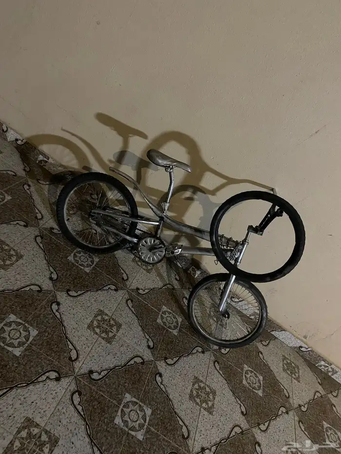 سيكل كوبرا اللون الرصاصي مع كفر سنج هدية ومع سلسلة وقفله و 0