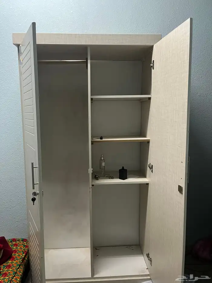 دولاب ملابس جديد مع دولابين صغيره سحاب 1