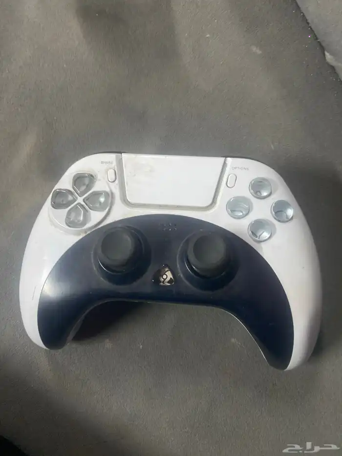 يدة سوني 4-5-Xbox 0