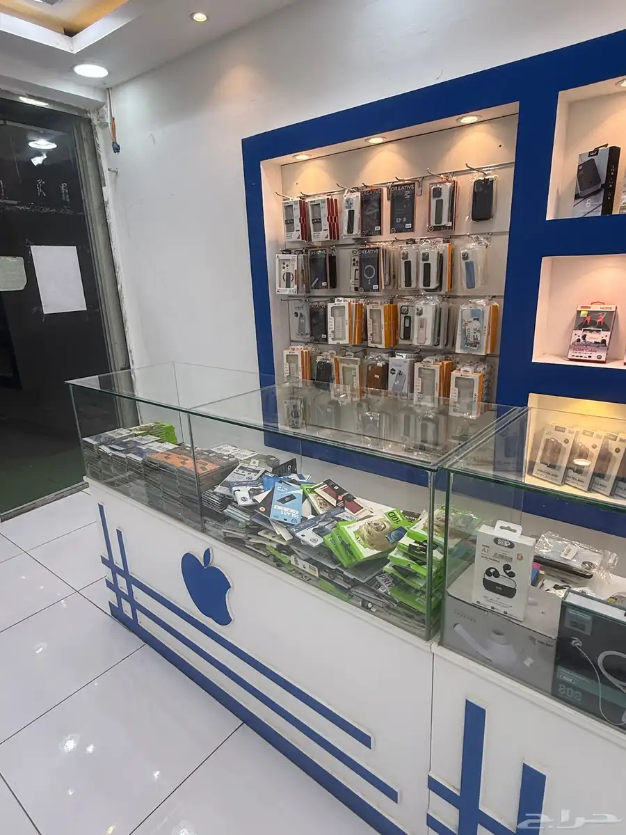 اتصالات برق ابل محل جوالات وجميع مستلزمات الجوال والكمبيوتر 68