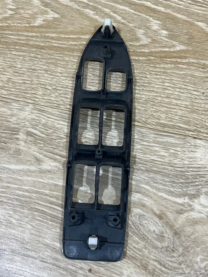 قاعدة مفاتيح درايش باجيرو 2011 1