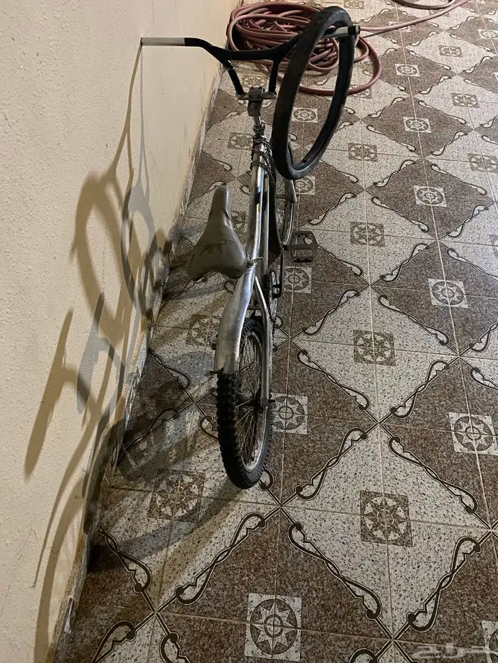 سيكل كوبرا اللون الرصاصي مع كفر سنج هدية ومع سلسلة وقفله و 4