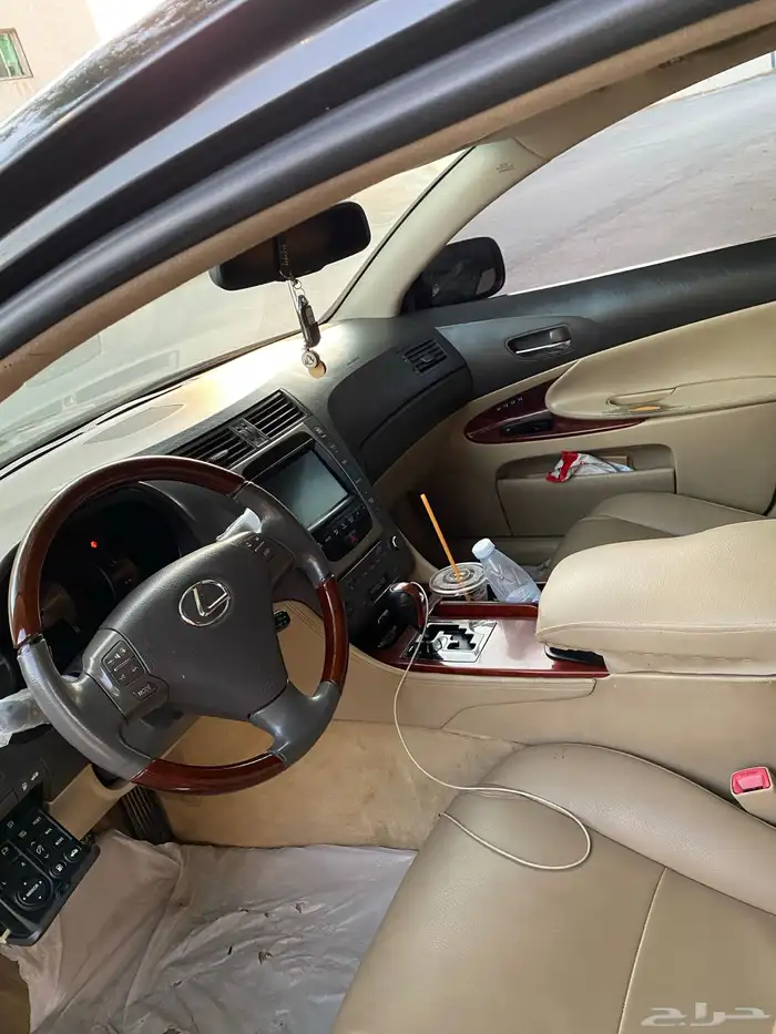 لكزس GS300 موديل 2006 اسود 4