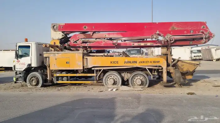 مضخة خرسانة بمب 1
