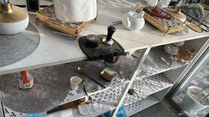 مكينة قهوة وركن كامل مع كرسي بار 5