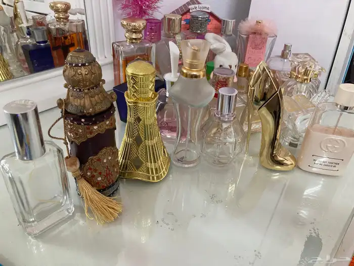 علب عطور فخمة وَ راقية (فارغة ) للجادين بالشراء . 3