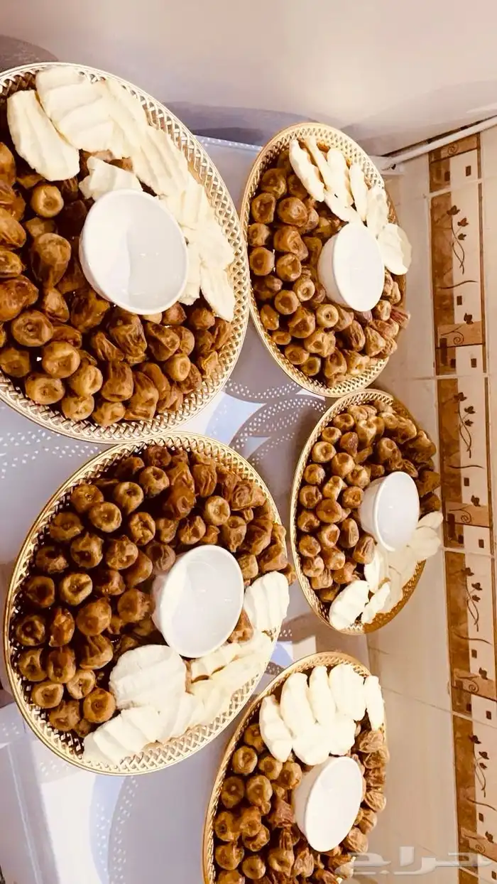 صواني تمر ومضير وسمن 17