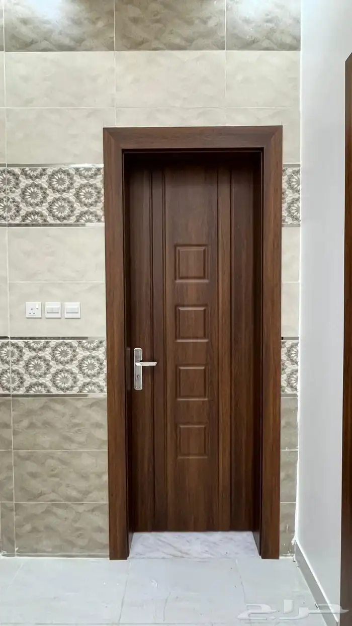 نجار تفصيل وتركيب جميع انواع الابواب 12