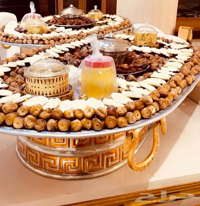 صواني تمر ومضير وسمن 20