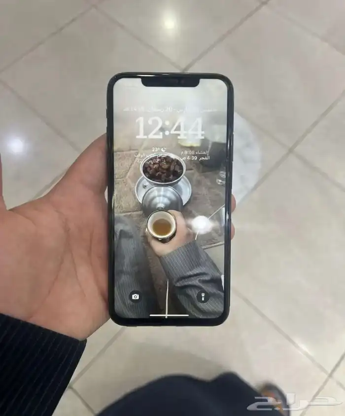 آيفون 11 برو نظيف 1