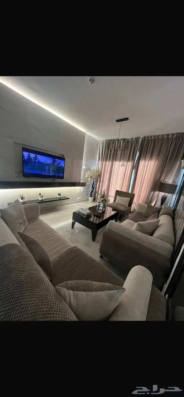 اطلالة على بحر جده في برج داماك 0