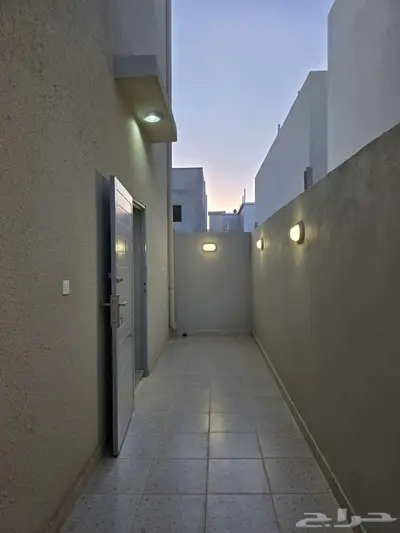 فلل فاخرة للبيع بال بريد 38