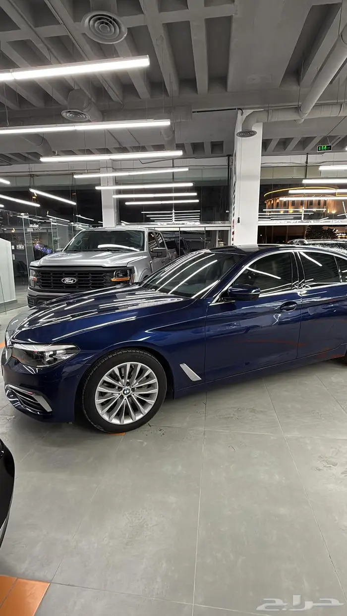 BMW 520 لاكجري لاين 2019 على الضمان 26