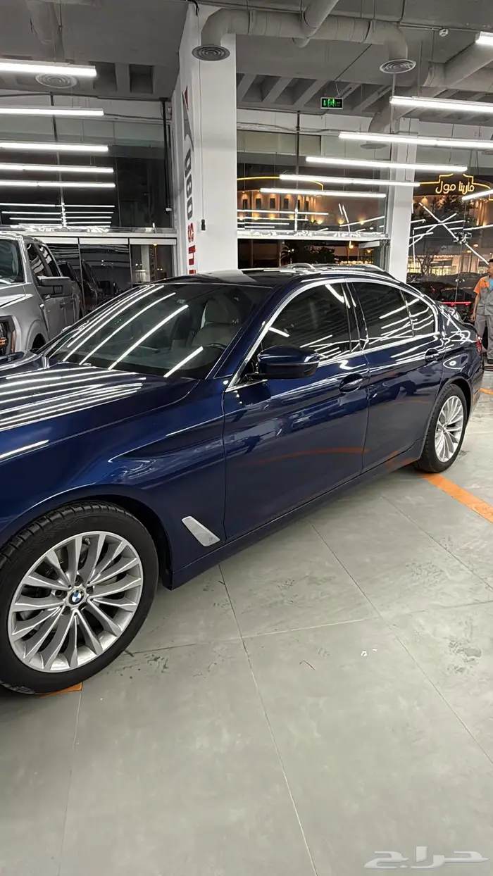 BMW 520 لاكجري لاين 2019 على الضمان 27