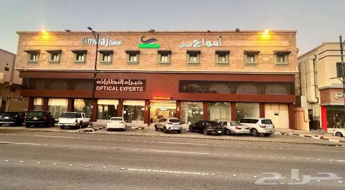 للإيجار   محلين تجاريين مميزين في الدمام   حي الروضة 2