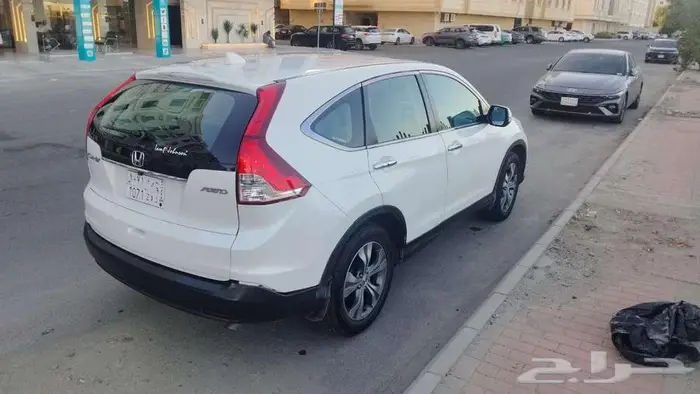 للبيع سيارة هوندا بحالة ممتازه استخدام شخصي CRV 2014 10