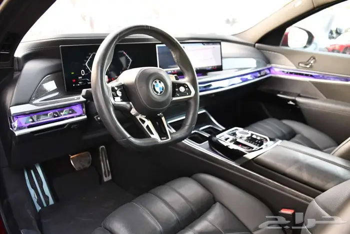 BMW 735I M KIT 2023 KM 25000 RED 9