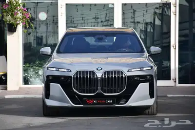 BMW 740I M KIT 2024 KM 27000 BROOKLYN GRAE 1