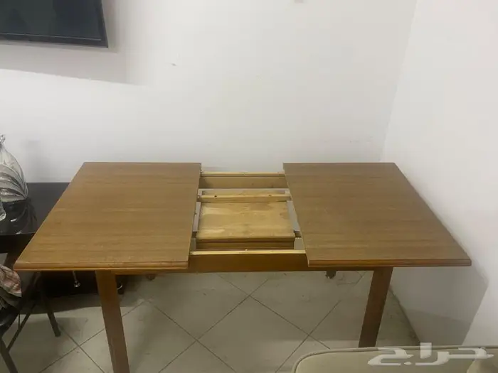 طاولة طعام 1