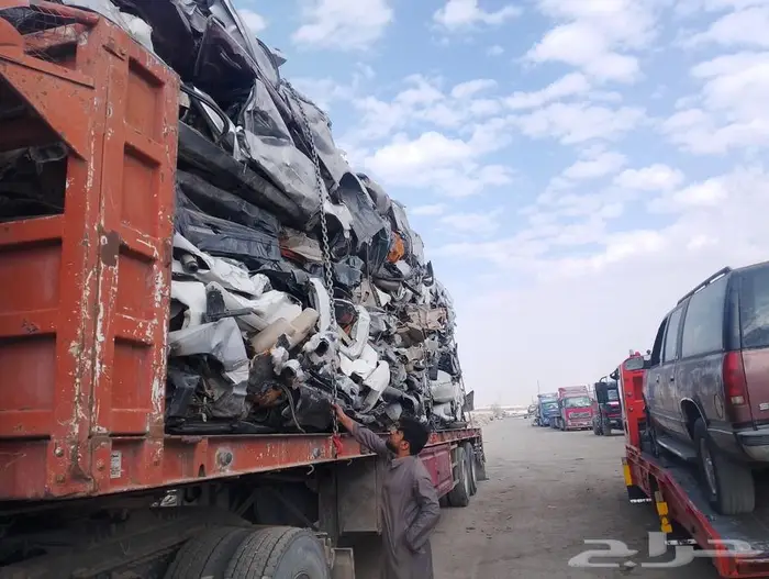 جميع أنواع التريلات للنقل الى مكة و جدة من الدمام و الرياض 17