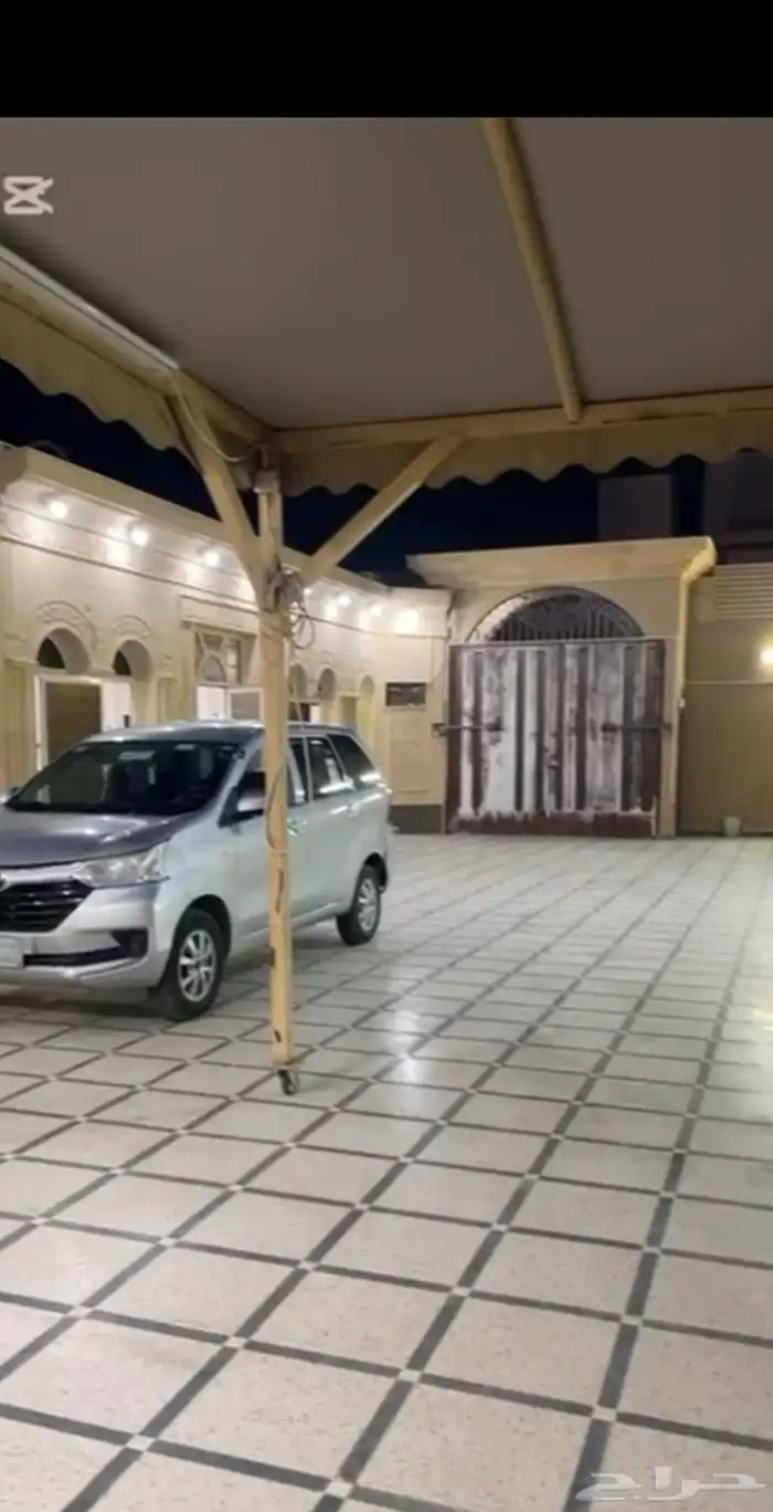 فيلا للبيع في حي الجنادرية مخطط ابن باز موقع مميز مساحة 943 5