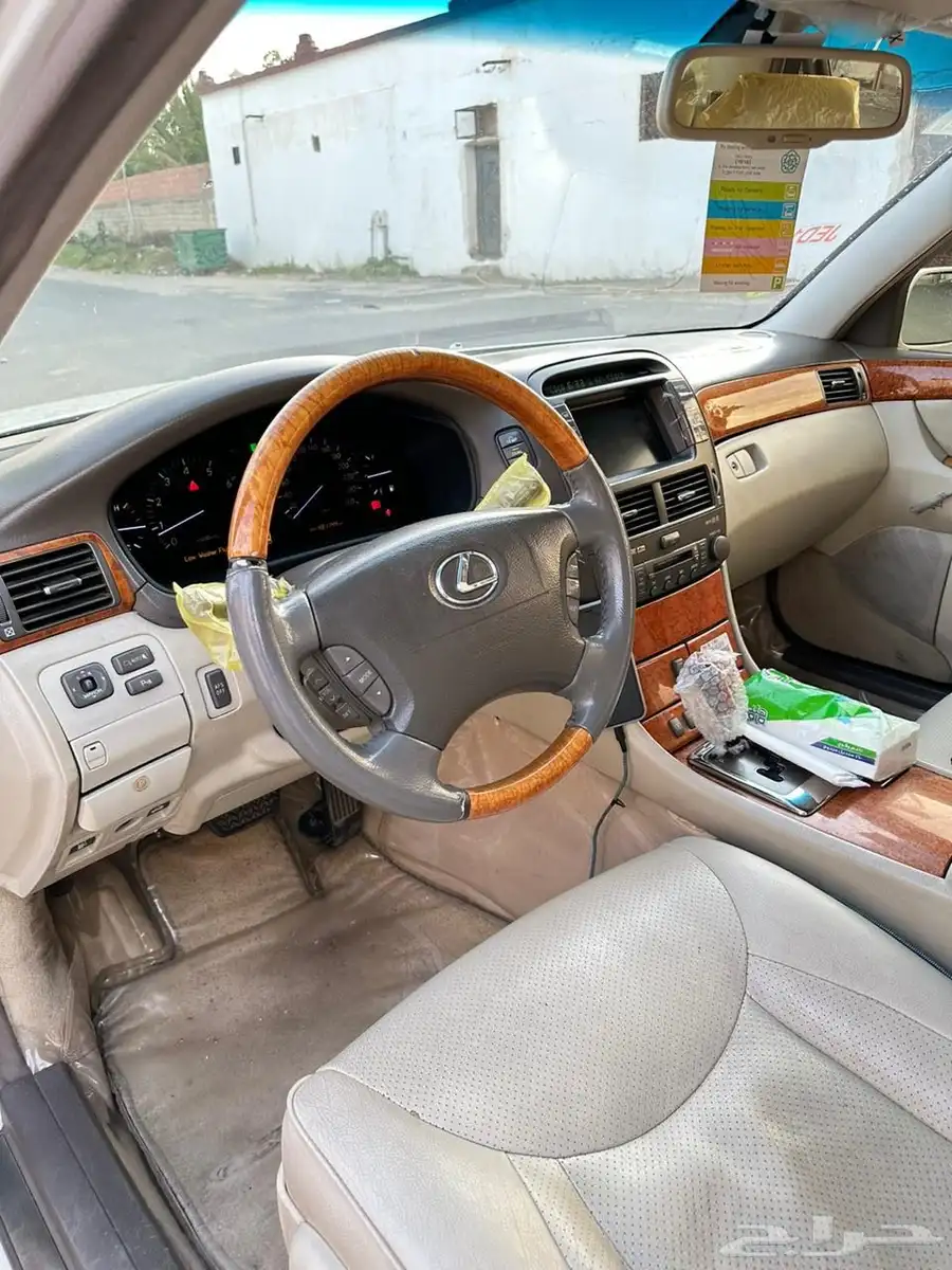 لكزس LS430 2004 6