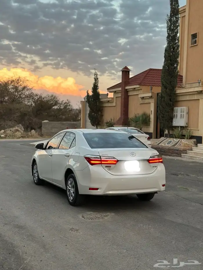 (تم البيع..) كورولا 2019 3