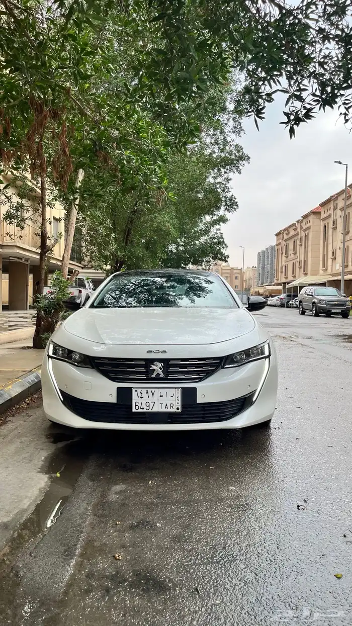 بيجو 805 1
