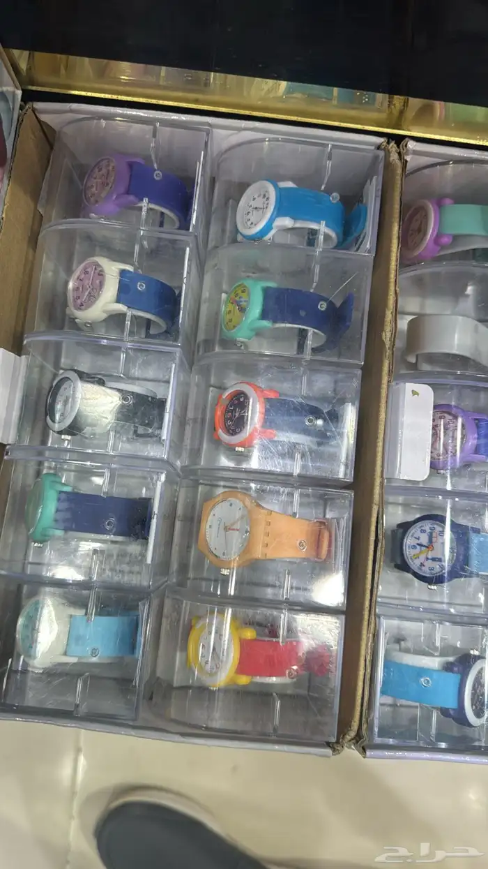نوفر جمع العطور والساعات وكلشي تحتاجه من البلد بسعر الجمله 61